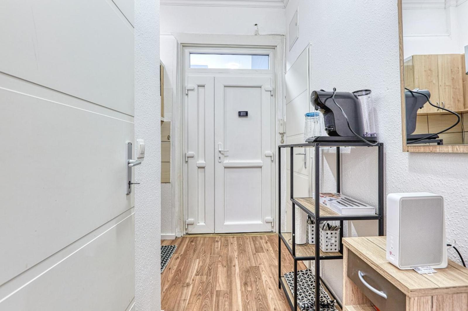 Lovely Airbnb Near Schoenbrunn Apartment Vienna Luaran gambar